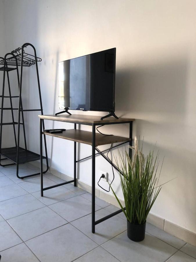 شقة Studio Le 2, Free Parking, Free Wifi, Transports نيم المظهر الخارجي الصورة